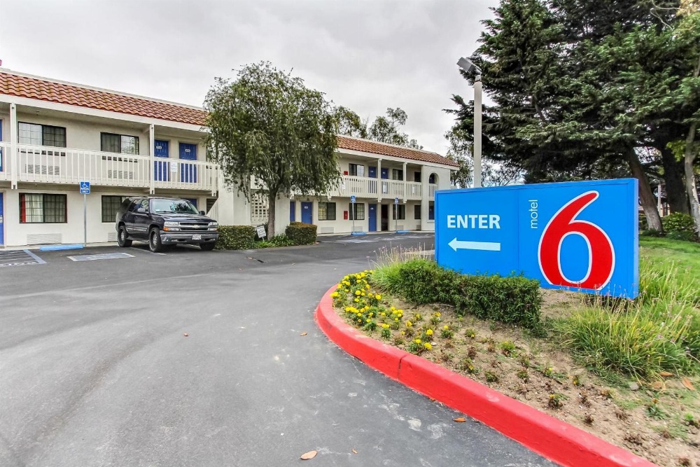 Motel 6-Salinas, CA - North Monterey Area Main image
