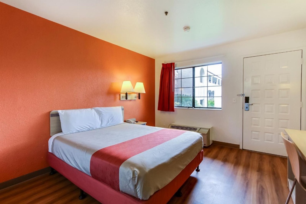 Queen Room with Mini Fridge
